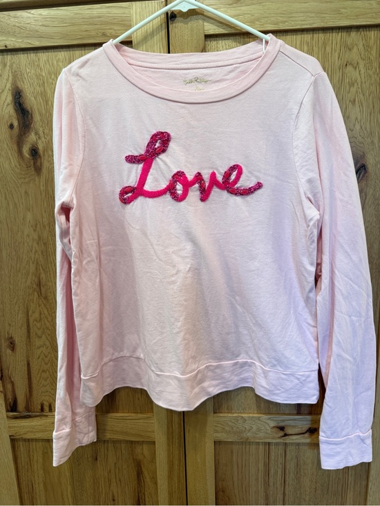 Lilly Pulitzer Sweaters - Lilly Pulitzer pink long sleeve top with beaded love design. Size M